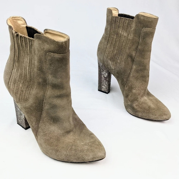 Joan & David Dapraxy Taup Heeled Ankle Boots Booties Metallic Snake Skin 8.5 M - Picture 1 of 12